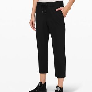 Lululemon On the Fly Crop 23”